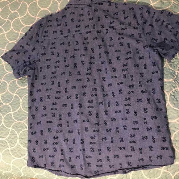 AC/DC short sleeve button down shirt - Picture 3 of 3